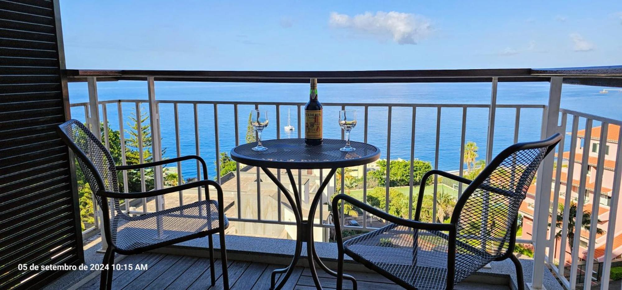 Apartamento Shearwaters - Sounds Of The Sea Funchal  Exterior foto